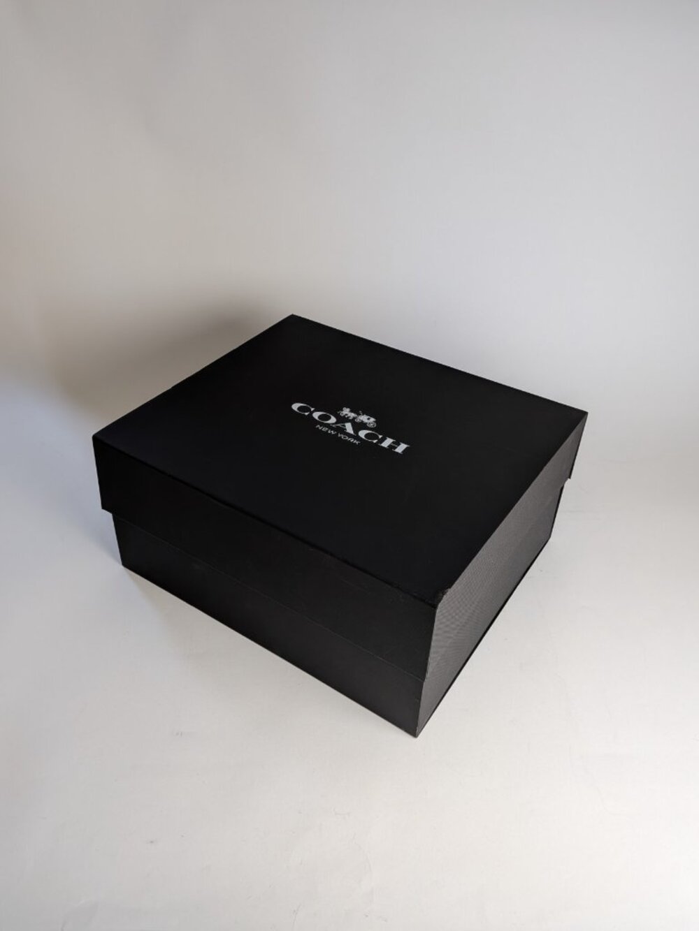 Rare Extra Deep Coach Gift Box | Deep Rigid Storage Box w/ Tissue, Sticker & Ri - Picture 4 of 13